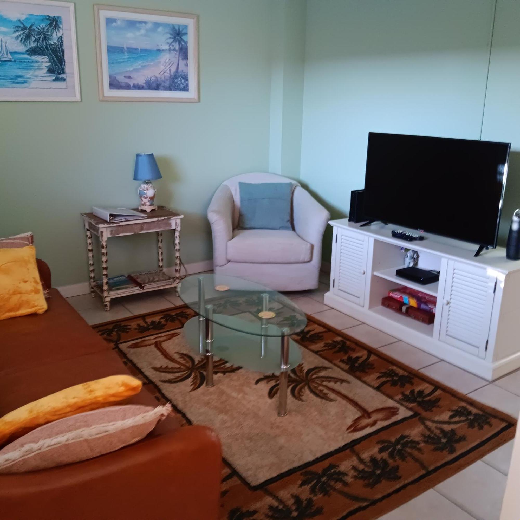 דירות קייפ קנוורל Cozy Beach Getaway מראה חיצוני תמונה